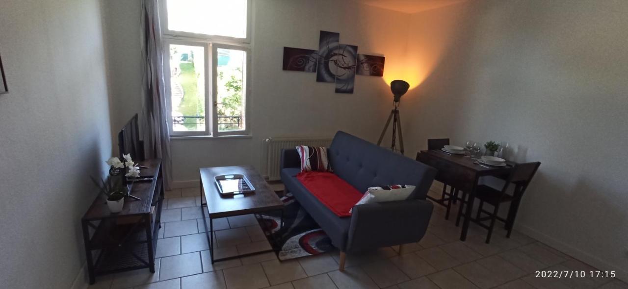 Le Montchalusset Apartment Chatel-Guyon Exterior photo